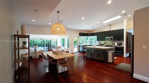 691 Ridgewood Road Key Biscayne FL 33149