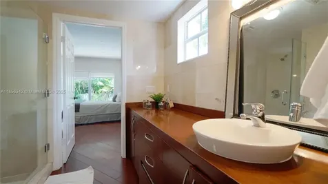 691 Ridgewood Road Key Biscayne FL 33149