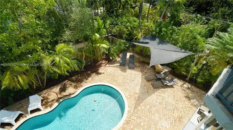 691 Ridgewood Road Key Biscayne FL 33149