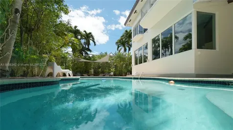 691 Ridgewood Road Key Biscayne FL 33149