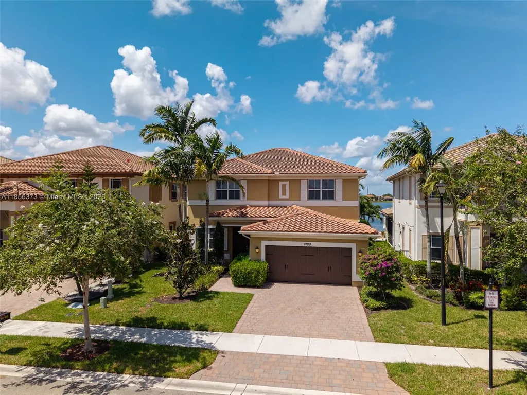 9709 Blue Isle Bay Parkland FL 33076