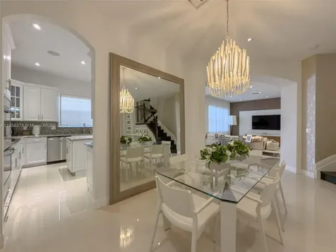 9709 Blue Isle Bay Parkland FL 33076
