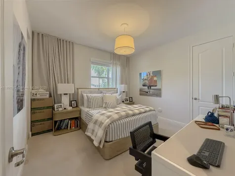 9709 Blue Isle Bay Parkland FL 33076