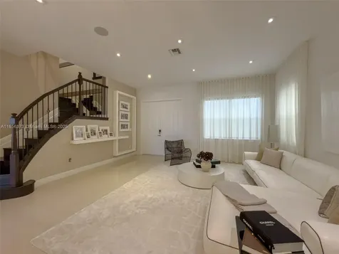 9709 Blue Isle Bay Parkland FL 33076