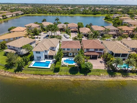 9709 Blue Isle Bay Parkland FL 33076