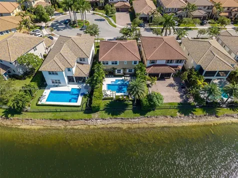 9709 Blue Isle Bay Parkland FL 33076