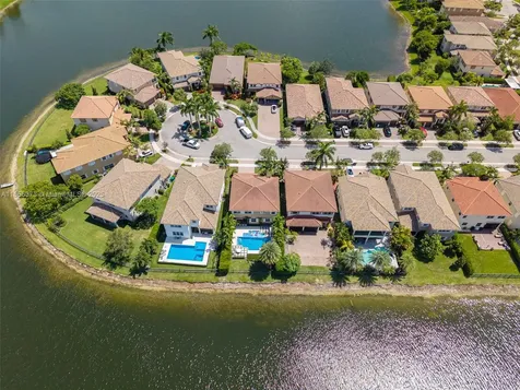 9709 Blue Isle Bay Parkland FL 33076