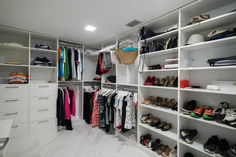 Sunny Isles Beach FL 33160