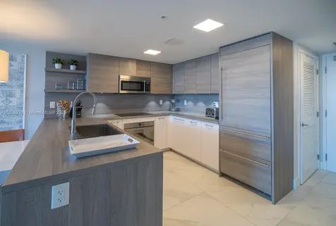 Sunny Isles Beach FL 33160