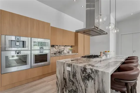 4701 N Meridian Avenue Miami Beach FL 33140