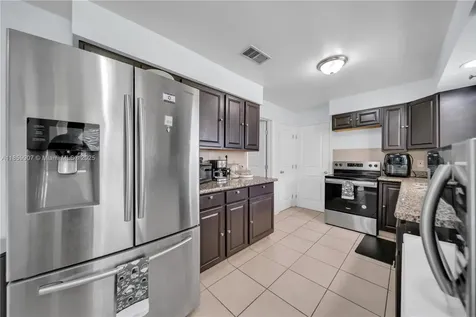 246 SE 44th Street Cape Coral FL 33904
