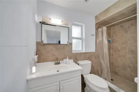 246 SE 44th Street Cape Coral FL 33904