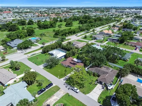 246 SE 44th Street Cape Coral FL 33904