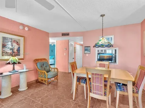 8020 N Sunrise Lakes Drive Sunrise FL 33322