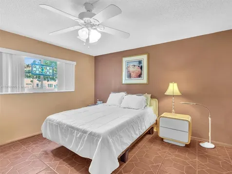 8020 N Sunrise Lakes Drive Sunrise FL 33322