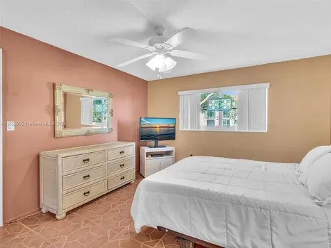 8020 N Sunrise Lakes Drive Sunrise FL 33322