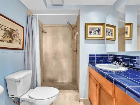 8020 N Sunrise Lakes Drive Sunrise FL 33322