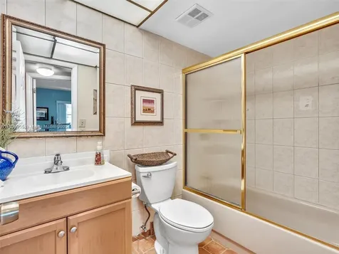 8020 N Sunrise Lakes Drive Sunrise FL 33322