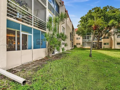 8020 N Sunrise Lakes Drive Sunrise FL 33322