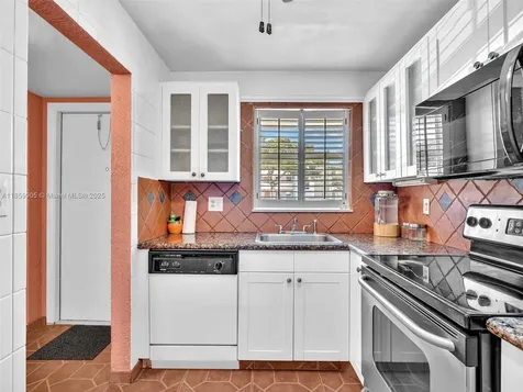 8020 N Sunrise Lakes Drive Sunrise FL 33322