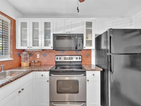 8020 N Sunrise Lakes Drive Sunrise FL 33322