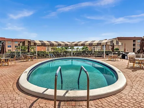 8020 N Sunrise Lakes Drive Sunrise FL 33322