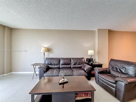 19380 Collins Avenue Sunny Isles Beach FL 33160