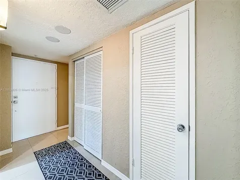 19380 Collins Avenue Sunny Isles Beach FL 33160