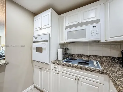 19380 Collins Avenue Sunny Isles Beach FL 33160
