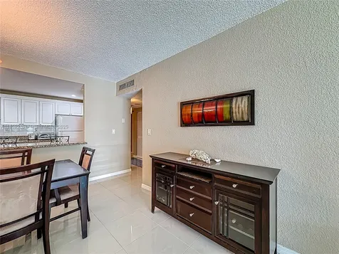 19380 Collins Avenue Sunny Isles Beach FL 33160