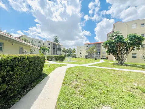 1810 SW 81st Avenue North Lauderdale FL 33068
