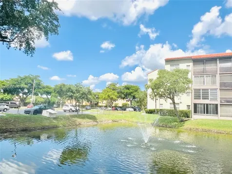 1810 SW 81st Avenue North Lauderdale FL 33068
