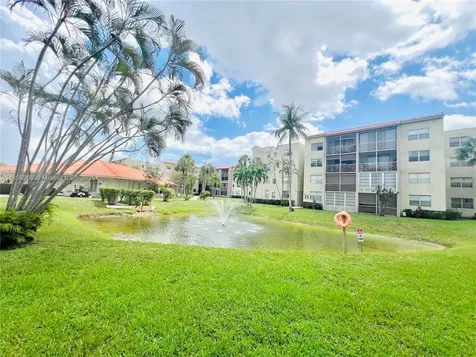 1810 SW 81st Avenue North Lauderdale FL 33068