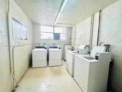 1810 SW 81st Avenue North Lauderdale FL 33068