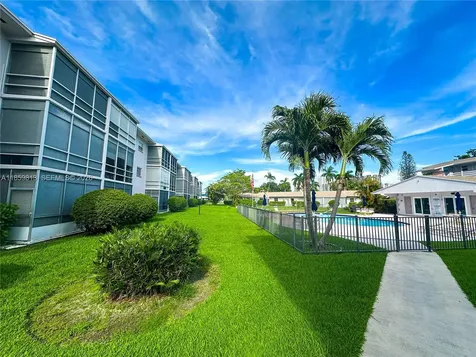700 Layne Boulevard Hallandale Beach FL 33009