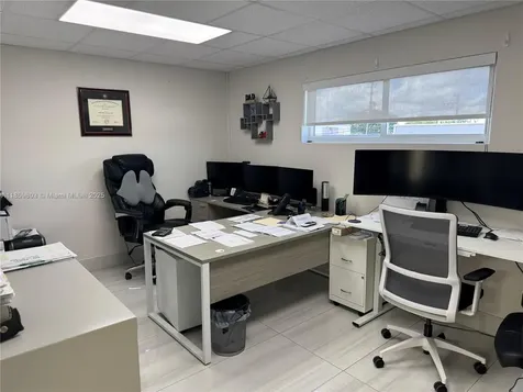 2200 SW 59th Avenue West Park FL 33023