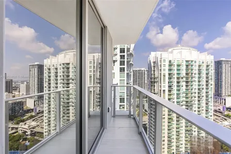 77 SE 5th Street Miami FL 33131