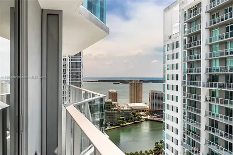 77 SE 5th Street Miami FL 33131