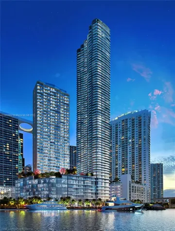 77 SE 5th Street Miami FL 33131