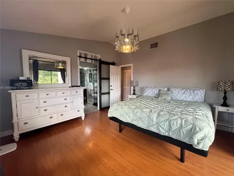 4910 SW 149th Court Miami FL 33185