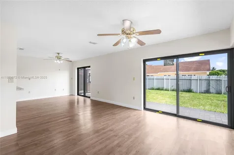 9837 SW 7th Street Miami FL 33174