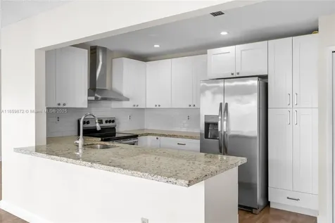 9837 SW 7th Street Miami FL 33174