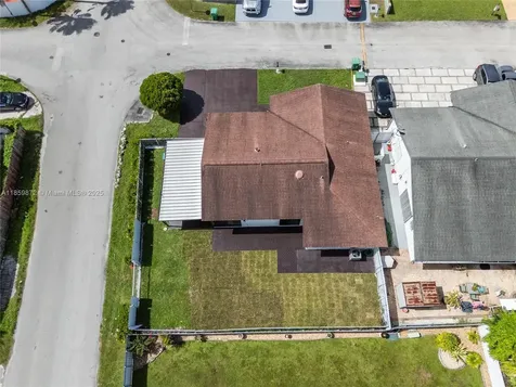 9837 SW 7th Street Miami FL 33174