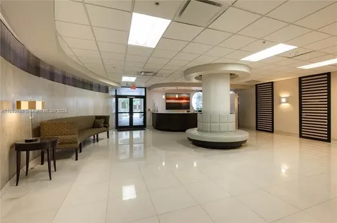 1621 Collins Avenue Miami Beach FL 33139
