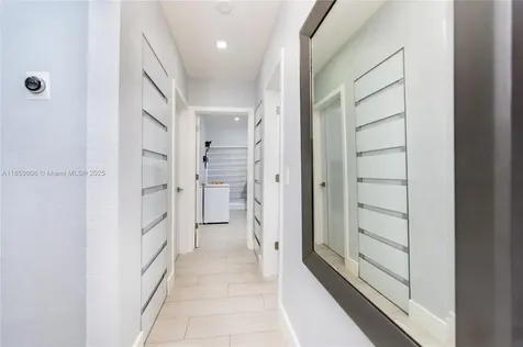 6704 Crooked Palm Terrace Miami Lakes FL 33014