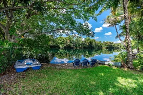 6704 Crooked Palm Terrace Miami Lakes FL 33014