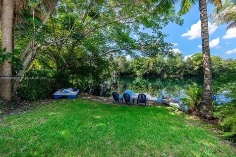 6704 Crooked Palm Terrace Miami Lakes FL 33014
