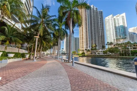 485 Brickell Avenue Miami FL 33131