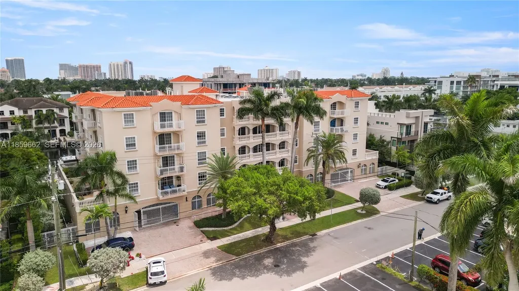 110 Hendricks Isle Fort Lauderdale FL 33301