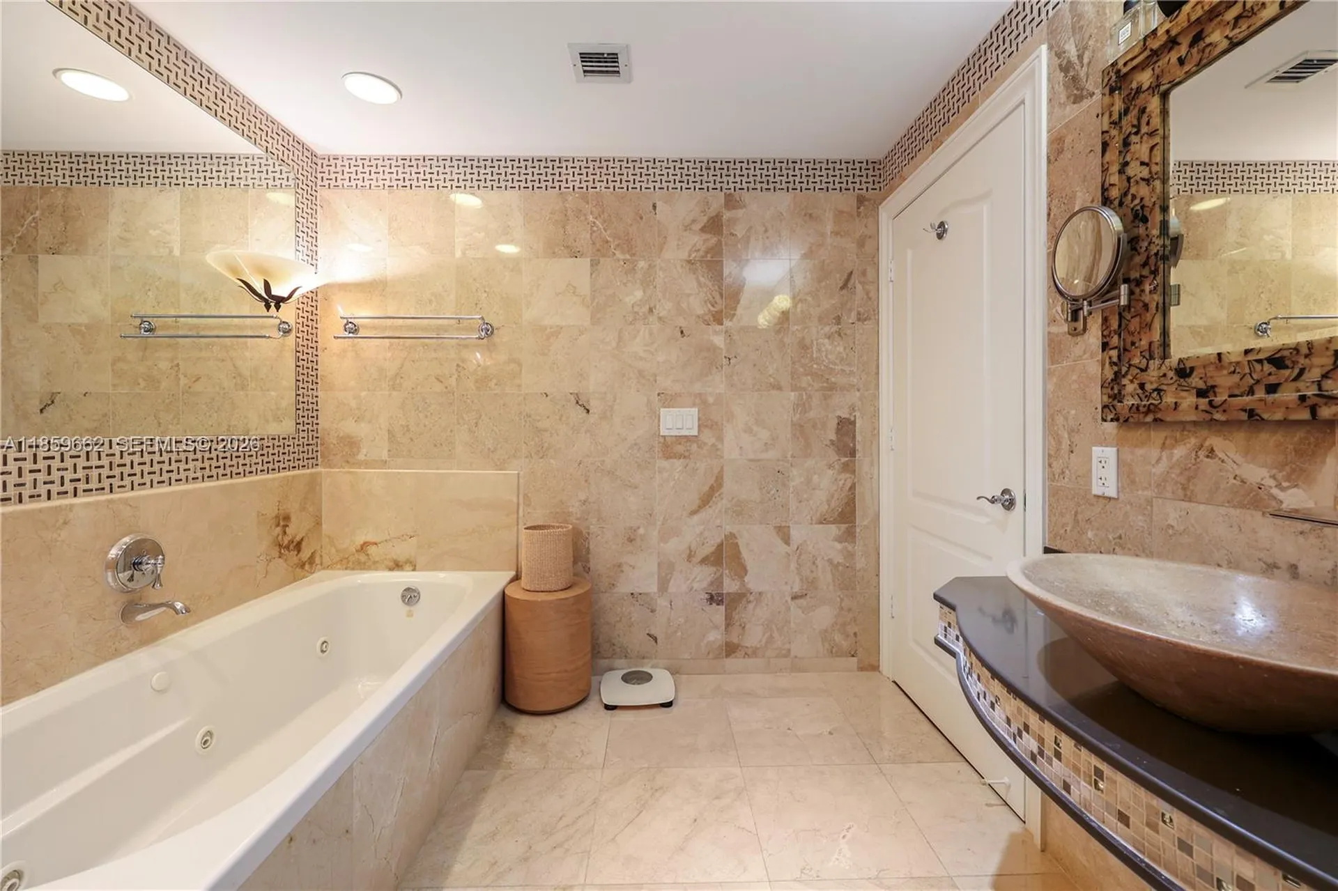 110 Hendricks Isle Fort Lauderdale FL 33301